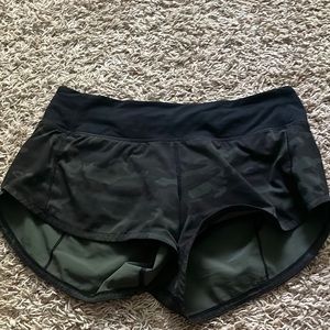 Lululemon Speed Up Short